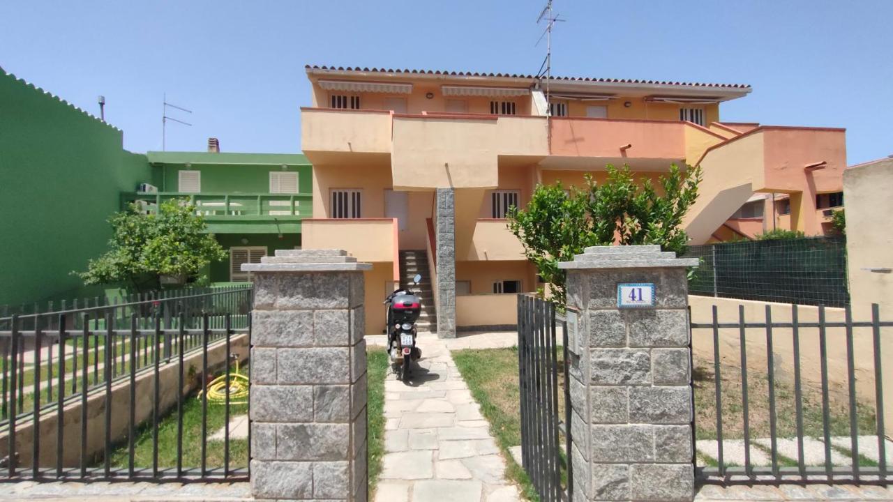 Apartamento Oasy4 Villasimius Exterior foto